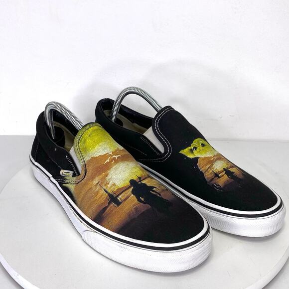 VANS Star Wars Mandalorian This Is The Way Shoes Mens 8.5 Grogu Mando Yoda - Picture 2 of 10